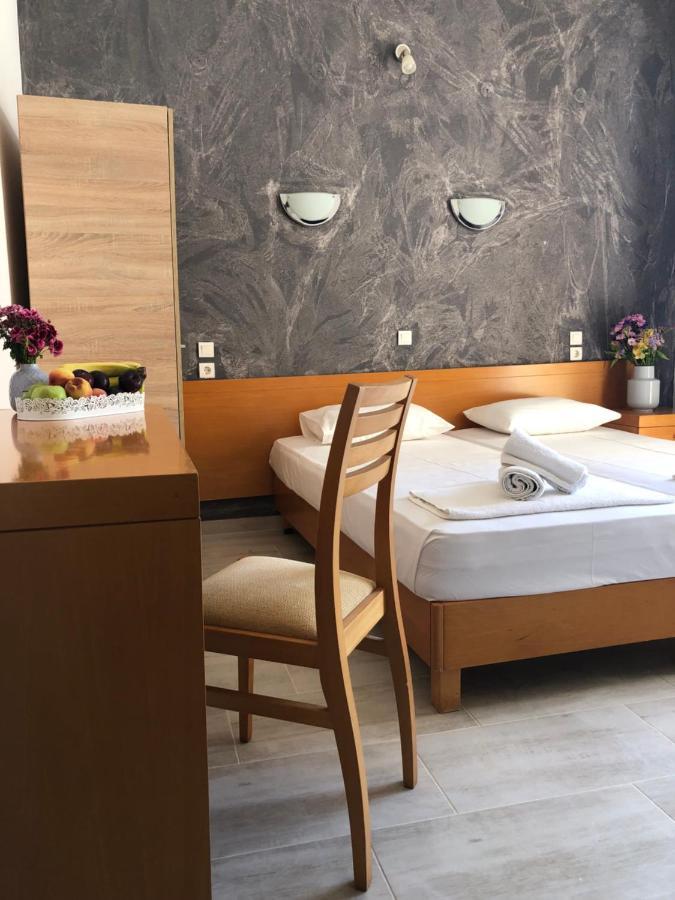 Central Guest House Skiathos Buitenkant foto