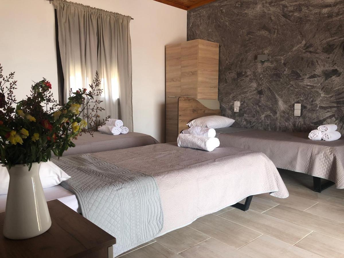 Central Guest House Skiathos Buitenkant foto